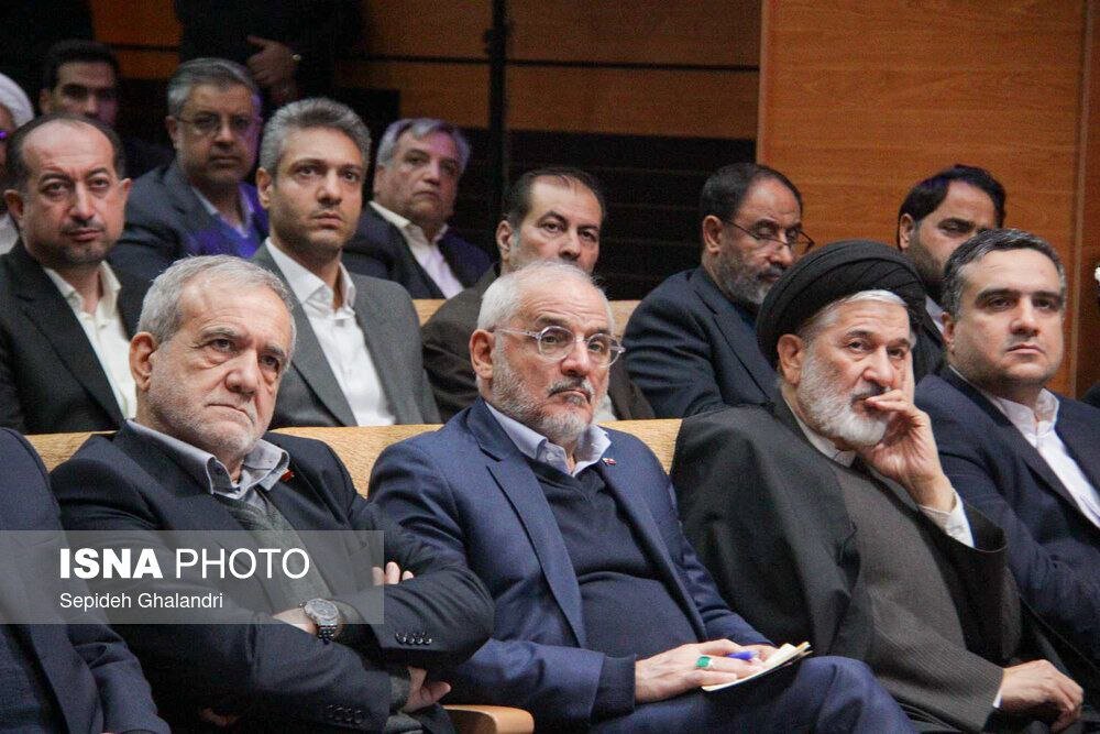 عکس/ دیدار فعالان اقتصادی خراسان جنوبی با رئیس جمهور
