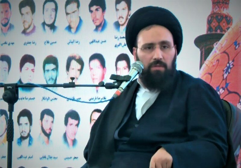 سید علی خمینی: مذاکره با ظالم به هیج نتیجهای نمیرسد