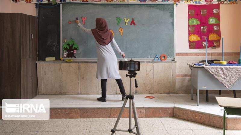 سیاهوسفید مشقهای مجازی دانشآموزان فارس