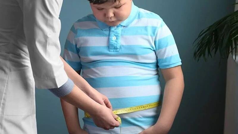 چاقی کودکان تهدید جدی برای آینده سلامت