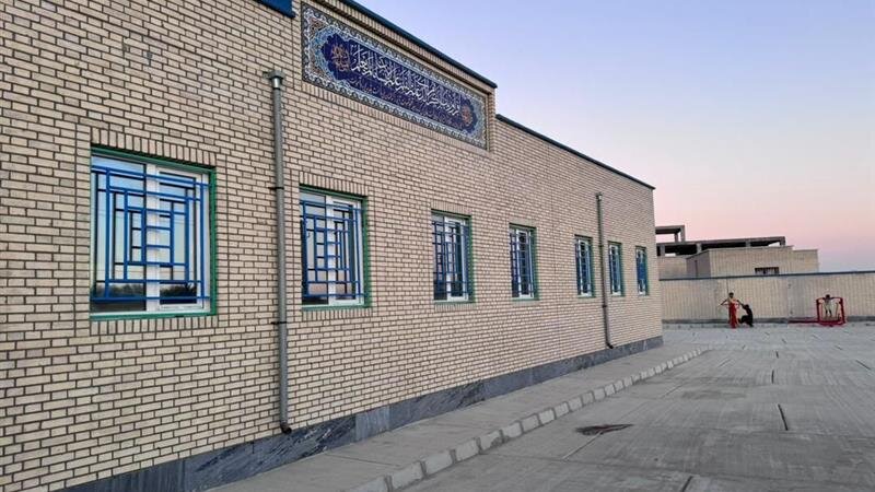 خوابگاه دانشآموزی روستای تلنگ با سرمایهگذاری ۲۰ میلیارد تومانی بنیاد علوی افتتاح شد