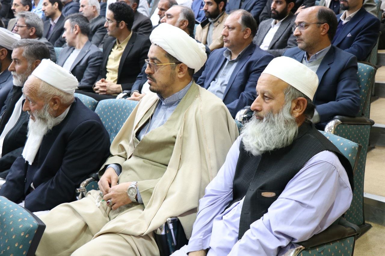 اظهارات کامل پزشکیان در نشست با فرهیختگان و فعالان فرهنگی خراسان جنوبی