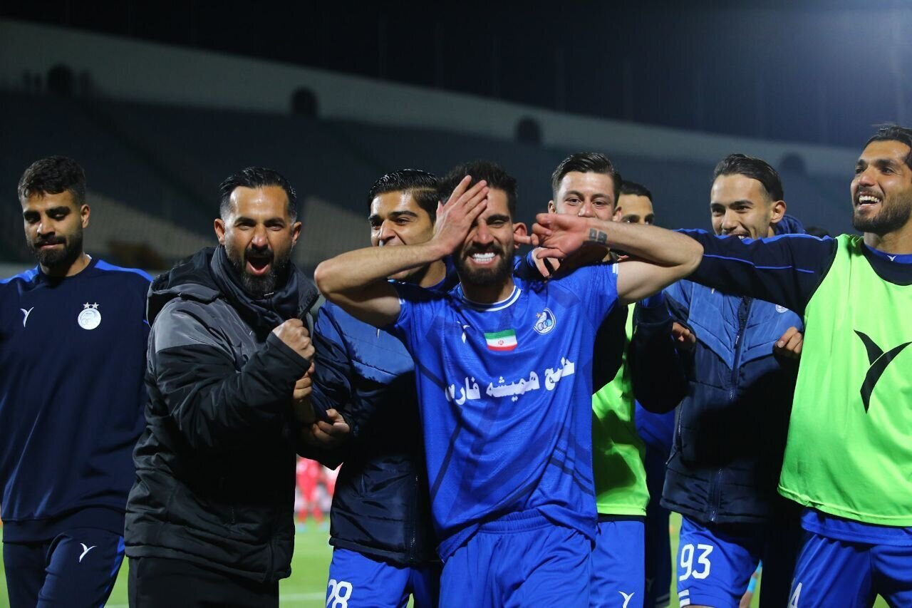 گل به خودی ستاره استقلال! | رقیبی گردنکلفت برای مدافع پرسپولیس پیدا شد