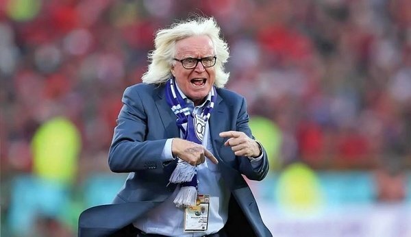 وینفرد شفر: بله این استقلال قهرمان نمی شود | هرج و مرج زیادی در این باشگاه بوده است