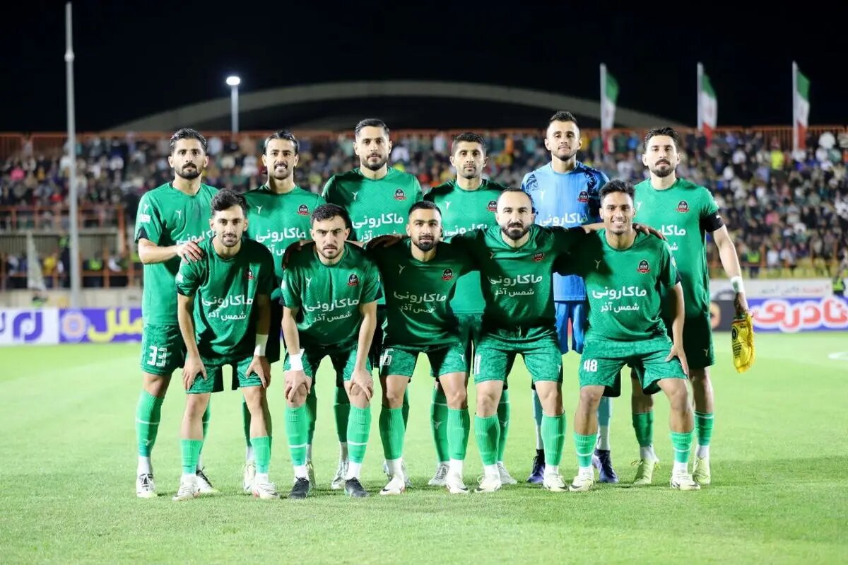 پوستر شمس آذر پس از بازی تراکتور و پرسپولیس: منتظرتونیم!