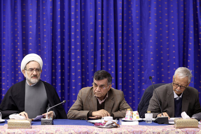 فعال سیاسی: انسجام ملی نیازمند مشارکت مؤثر مردم در فرآیند تصمیمسازیهاست