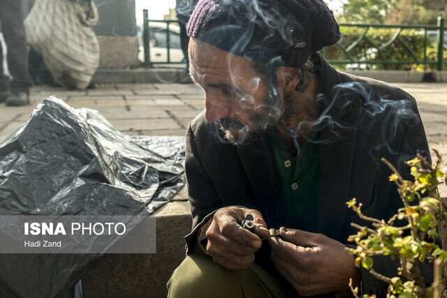 سیستم  پاداش  در مغز معتادان چگونه کار می کند؟