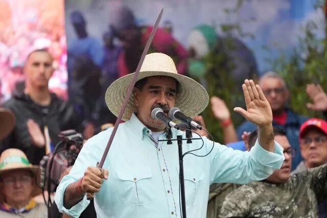 مادورو: ونزوئلا هرگز مستعمره نخواهد شد