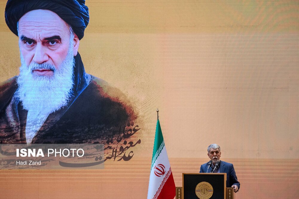 از «باور بیمانند امام به مردم» تا هشدار نسبت به «رویگردانی مردم از نظام»