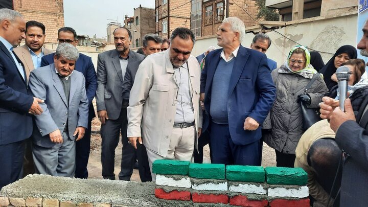 شتاب نهضت مدرسهسازی در پاکدشت/ انجام خشتگذاری ششمین مدرسه سال ۱۴۰۴