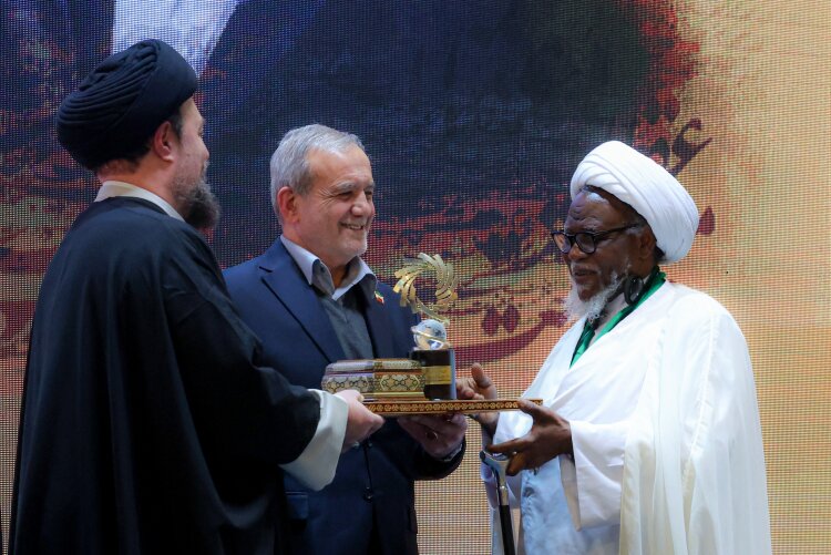 از «باور بی مانند امام به مردم» تا هشدار ایشان نسبت به «رویگردانی مردم از نظام»