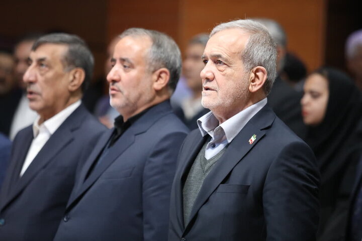 پزشکیان: اعتماد به مردم موتور پیشرفت و حل مشکلات است