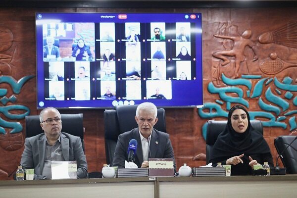 اسبقیان: وزارت ورزش بنایی برای دخالت در امور فدراسیون ها ندارد