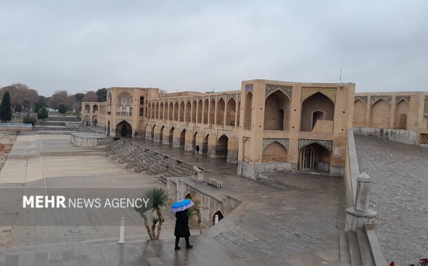 هوای اصفهان پاک است