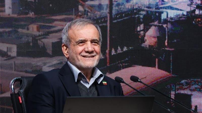 پزشکیان:مقصر مشکلات کشور ما مدیران هستیم/ ضرورت مشارکت مردم در تصمیمگیریها