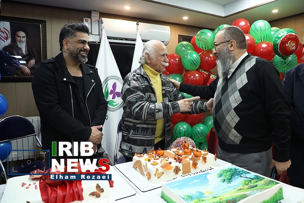 جشن یلدای ۱۴۰۴ با حضور کودکان پروانه‌ای