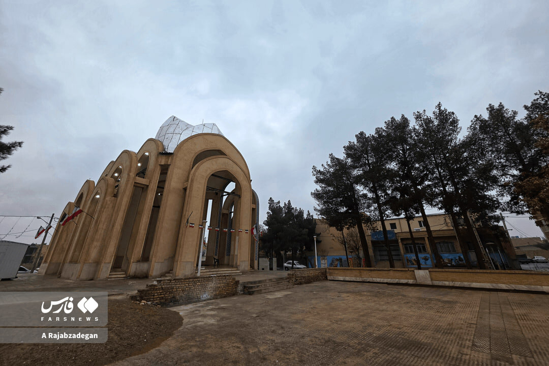 دلتنگی بارانی مادران و پدران شهدا