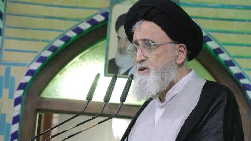 امام جمعه موقت یزد: توجه به فناوریهای جدید در دستور کار دولت باشد