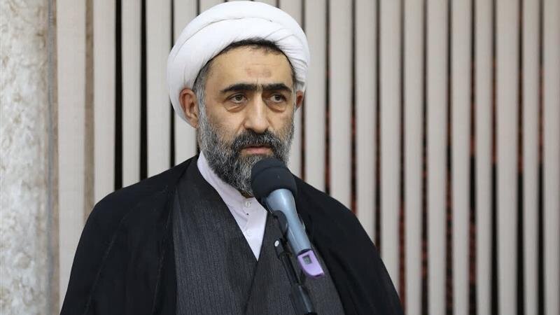 مطالعه عمیق کاهش یافته و نشر محدود پژوهش‌ها را گرفتار کرده است
