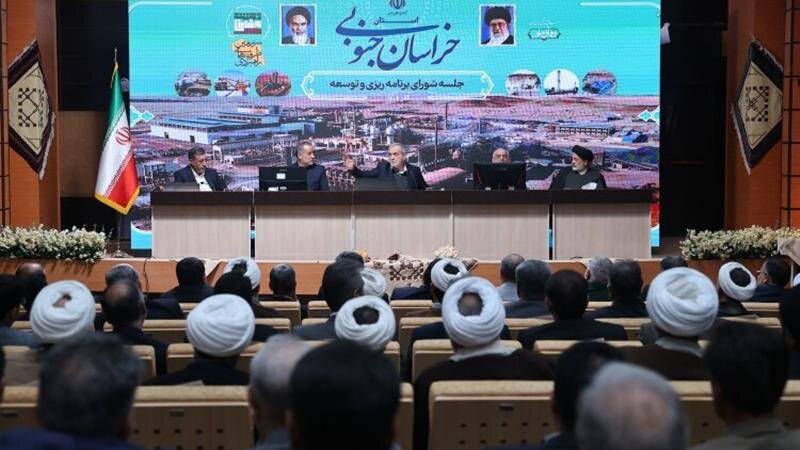 کارگزاران مامور به عدالت هستند،‌ نه سلیقه/ حق نداریم به دلیل اختلاف‌نظر از عدالت عدول کنیم