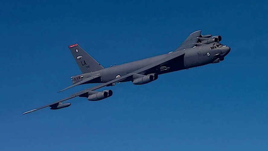 تجهیز بمبافکن B-52 به رادار جنگنده، پیرمرد هفتادساله همچنان خدمت میکند
