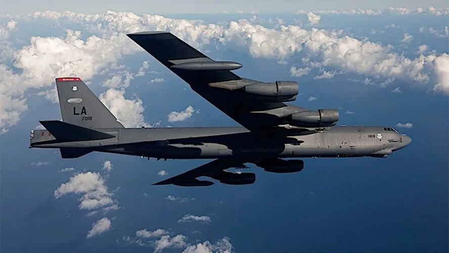 تجهیز بمبافکن B-52 به رادار جنگنده، پیرمرد هفتادساله همچنان خدمت میکند