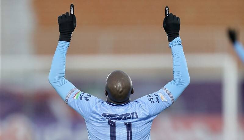 رنی: از رفتار گرم ایرانیها شگفتزده شدم