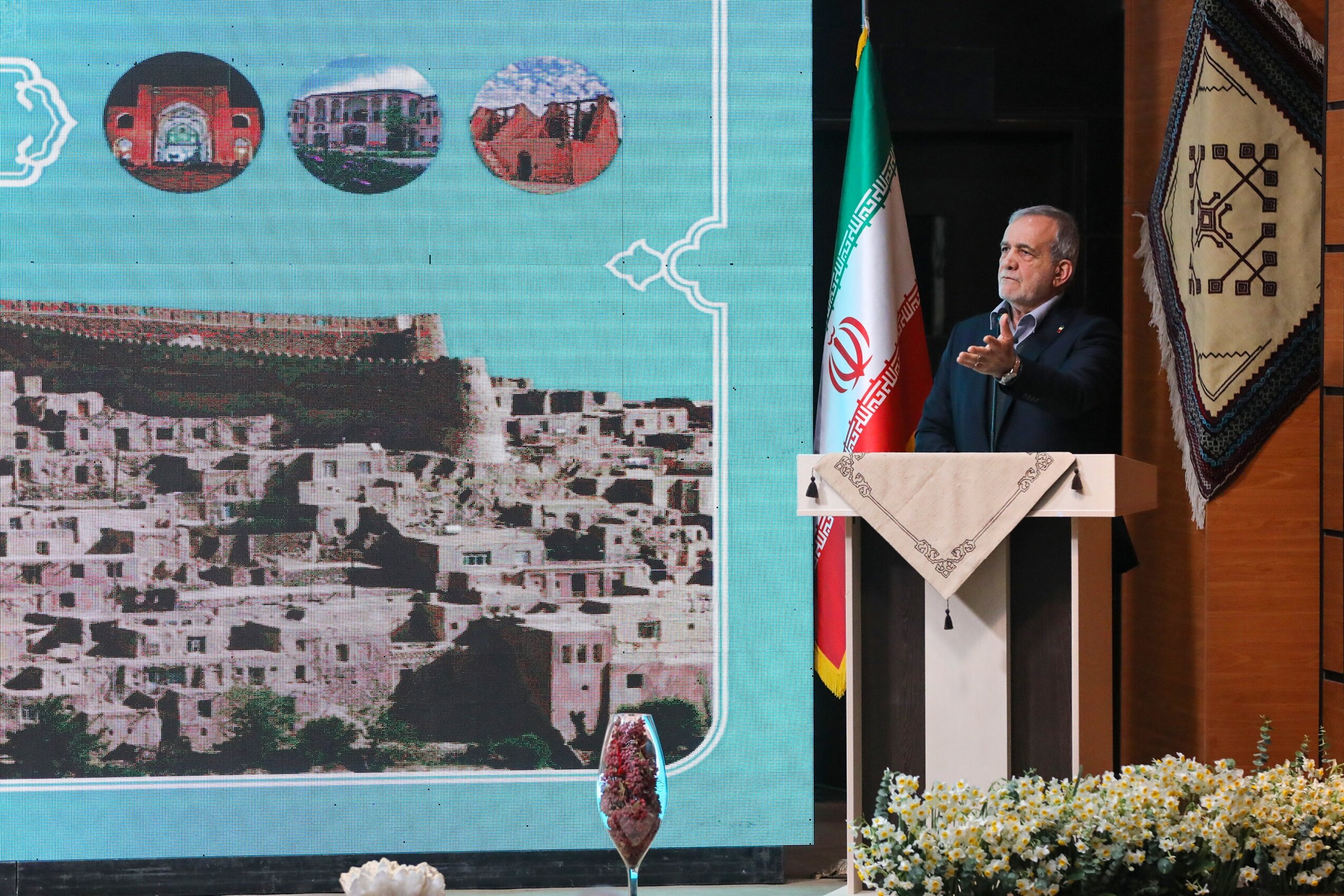 پزشکیان: همه با هم ایران قوی را می‌سازیم