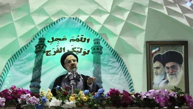 خطیب جمعه بیرجند: وحدت ملی و حمایت از دولت نیاز امروز کشور است
