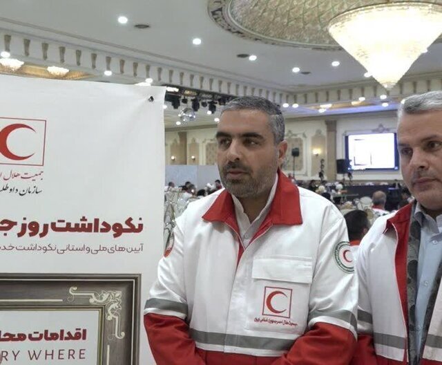 واریز ۳۰۰ میلیارد تومان خدمات درمانی و اجتماعی برای بیماران تحت پوشش هلال احمر
