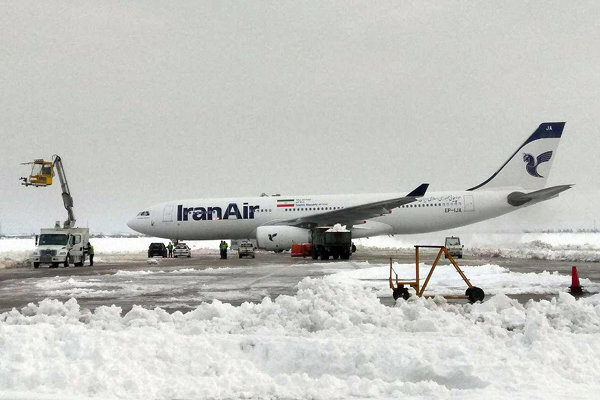 فرماندار: آمادگی کامل فرودگاه سبزوار برای پشتیبانی از پروازهای اضطراری مشهد در شرایط برفی