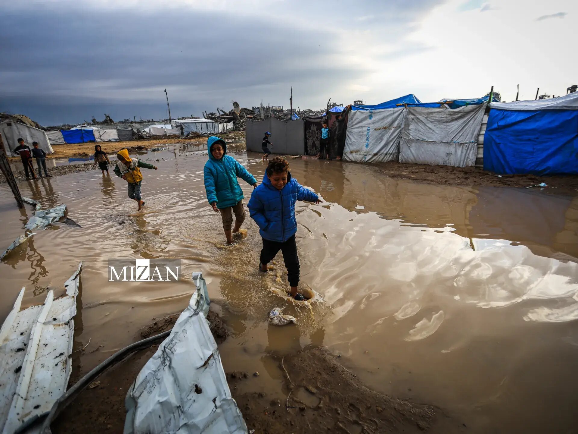 سیل و ویرانی در غزه؛ لزوم اقدام جهانی برای پایان دادن به نسل‌کشی