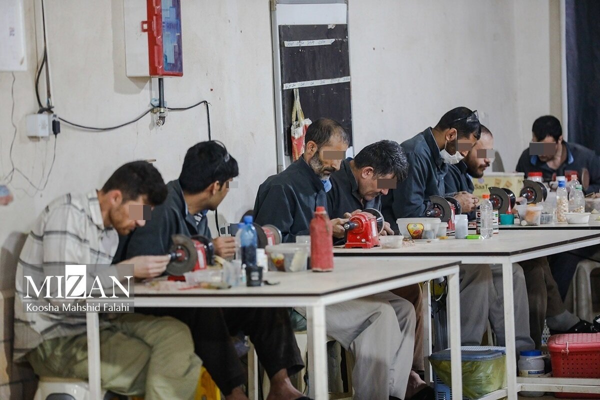 اجرای محوری مهارتآموزی و اشتغال زندانیان در آذربایجان غربی؛ استان دوم کشور در کارآفرینی برای زندانیان