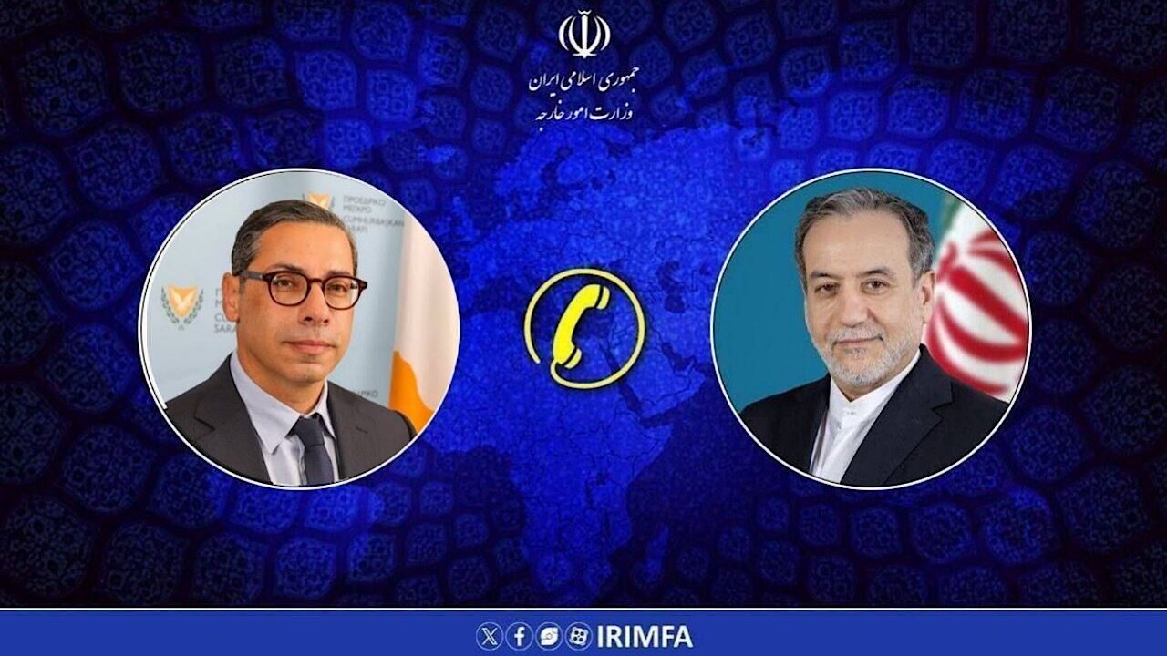 تماس تلفنی وزیر خارجه قبرس با عراقچی