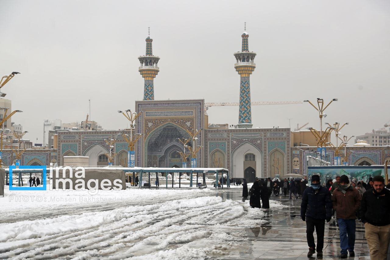 عکس/چهره برفی حرم امام رضا (ع)
