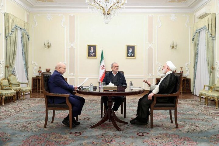 جلسه سران سه قوه به میزبانی رئیس‌جمهور برگزار شد