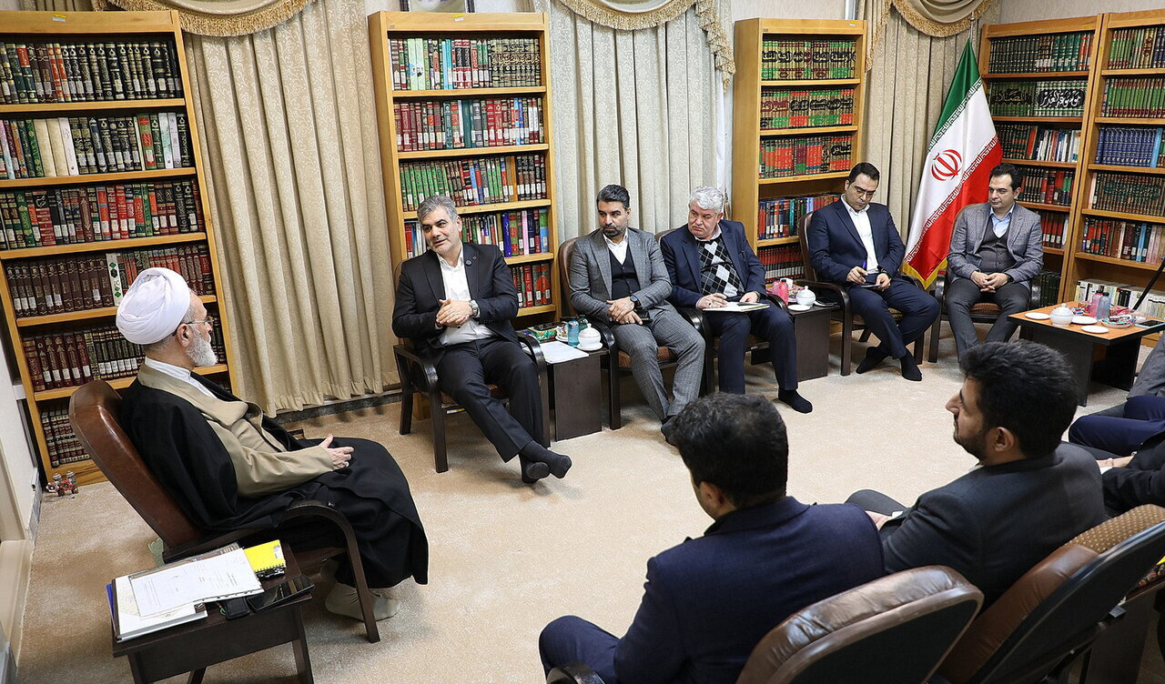 آیت‌الله اعرافی: بانک قرض‌الحسنه مهر ایران در حال تولید یک الگوی عملی از بانکداری مردمی، فریادرسی اجتماعی و خدمت‌رسانی واقعی است