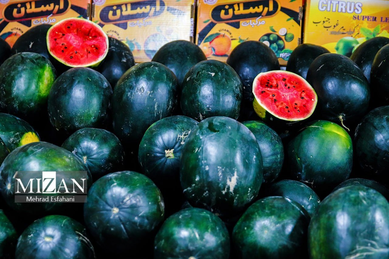 عکس/بازار خرید شب یلدا