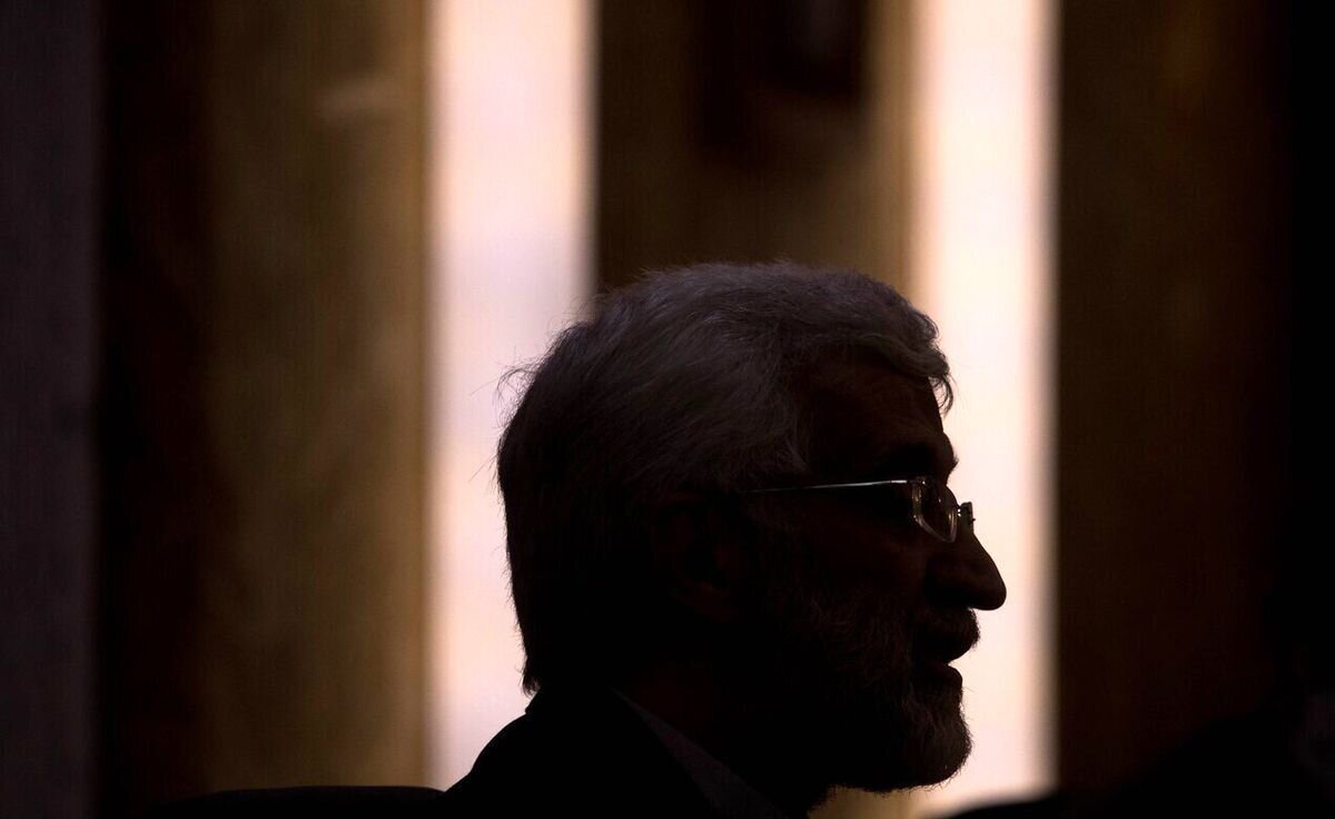 واکنش خراسان به اظهارات اخیر جلیلی؛ کافه، دشمن خانواده؟