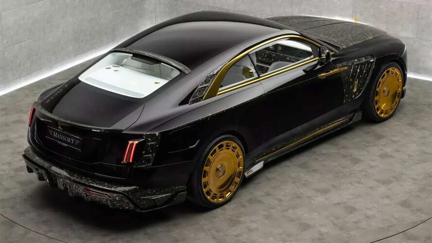 رولزرویس اسپکتر منصوری، ترکیب طلا و فیبر کربن با صدای اگزوز مصنوعی!