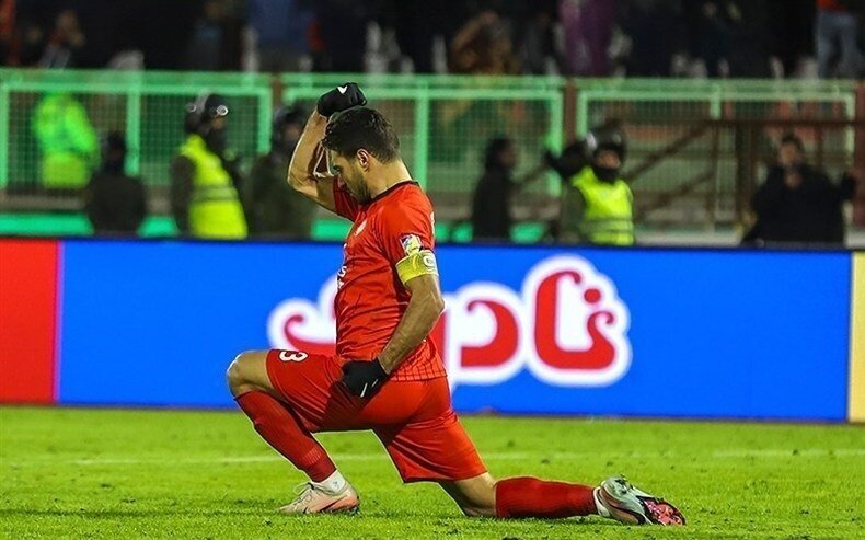 شجاع: در شان من نیست جواب کنعانی را بدهم | من کاپیتان تراکتورم و به او در مورد شادی زشتش هشدار داده بودم