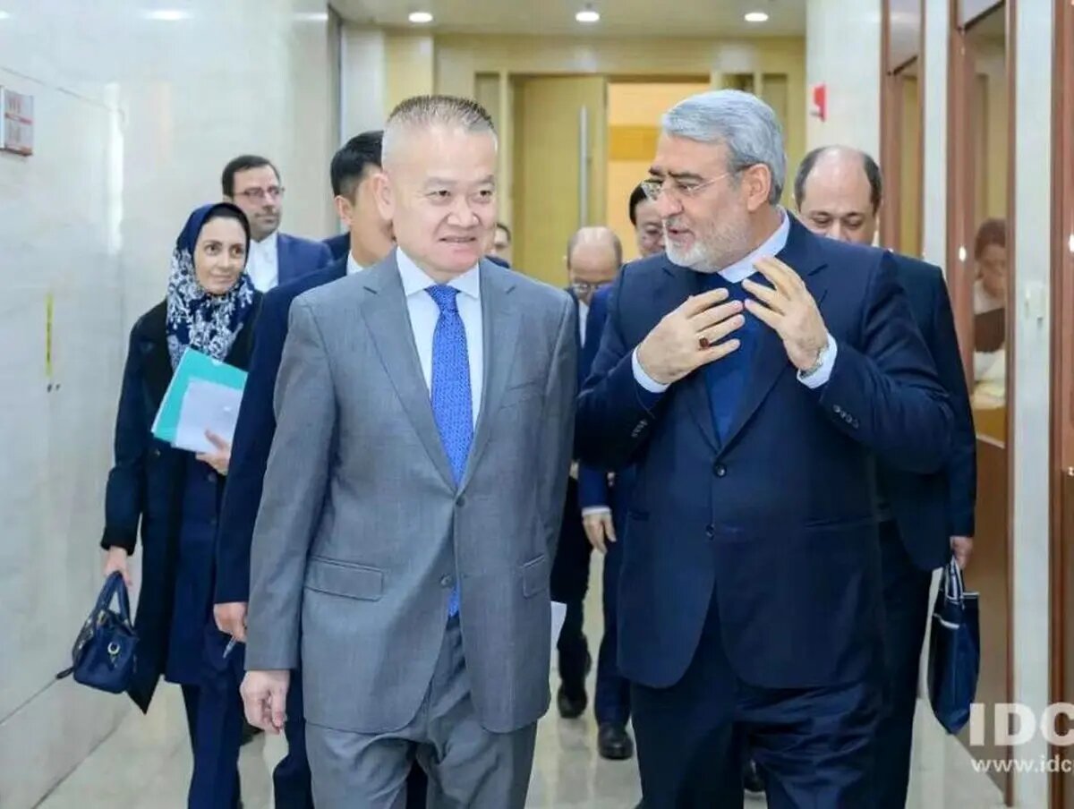 دیدار رحمانی فضلی با وزیر روابط خارجی کمیته مرکزی حزب حاکم چین