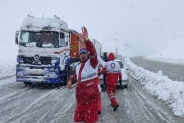 امدادرسانی هلالاحمر خراسان شمالی به ۹۳ گرفتار در برف و کولاک