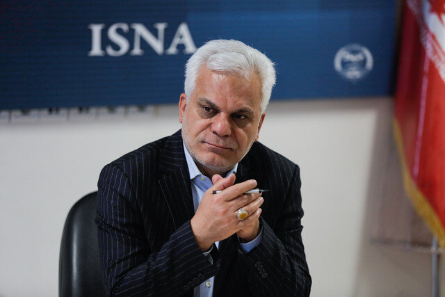 سردار طلایی: بپذیریم رفتارهای پلیس با خانمها درست نیست/گشت ارشاد فینفسه بد نیست