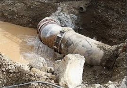 خسارت ۱۲ میلیارد تومانی به زیرساخت‌های آب شرب شهرستان عنبرآباد