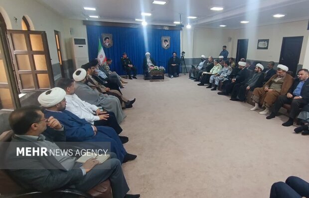 امام جمعه بوشهر: نقشه راه فعالیتهای قرآنی نیروهای مسلح طراحی شود