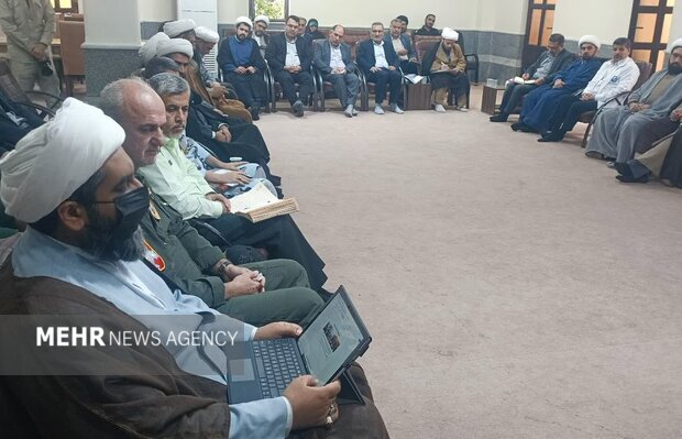 امام جمعه بوشهر: نقشه راه فعالیتهای قرآنی نیروهای مسلح طراحی شود