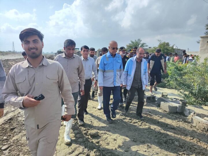 بازدید استاندار هرمزگان از روستای سیلزده نگر پایین شهرستان جاسک