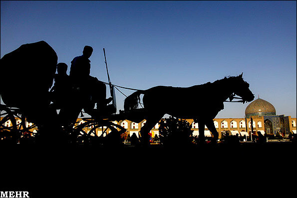 میدان نقش جهان جای آزمون وخطا نیست؛هشدارمتخصصان درباره مرمت صندوق احیا