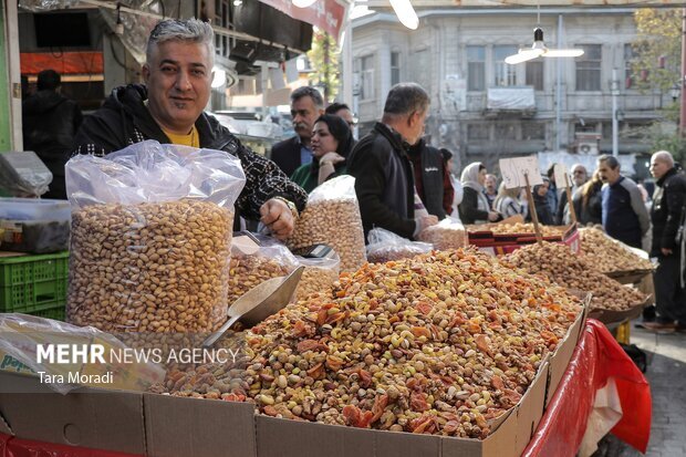بازار شب یلدا در گیلان زیر ذره‌بین ناظران؛ با سودجویان برخورد می شود